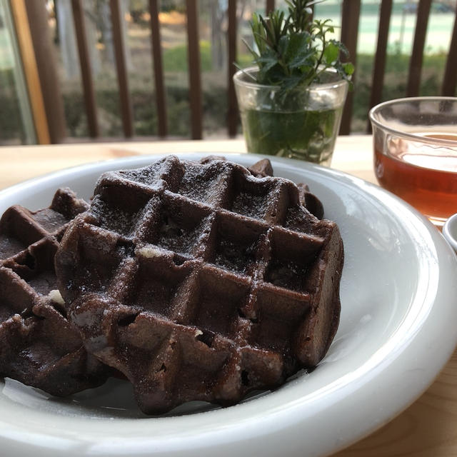 一直線に家に帰る美味しさ「チョコレートワッフル」（レシピ付き）