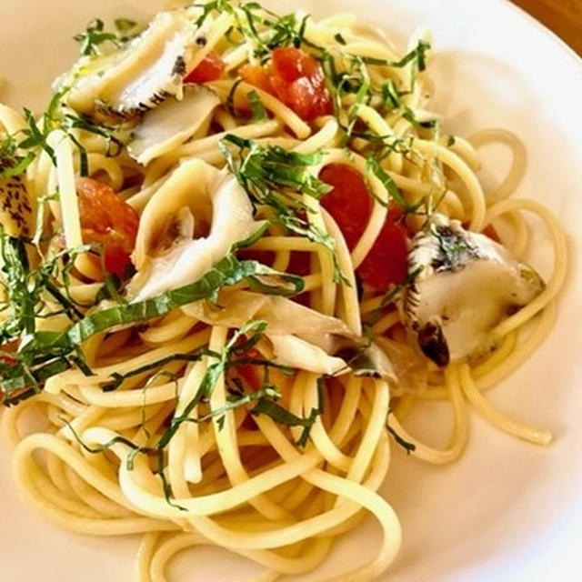 Spaghettini con buccini つぶ貝のスパゲッティーニとプーリア料理