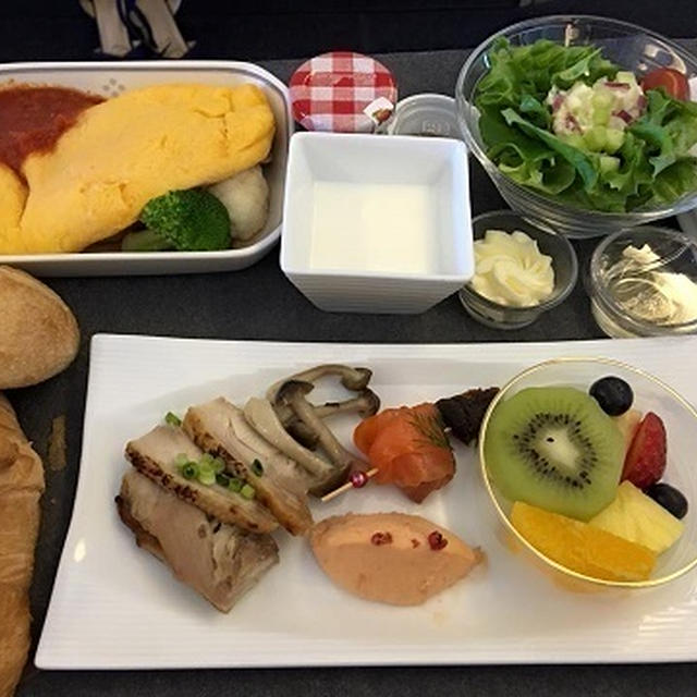 ２月２日（火）JAL ビジネスクラス　ホノルル便　de　朝ごはん
