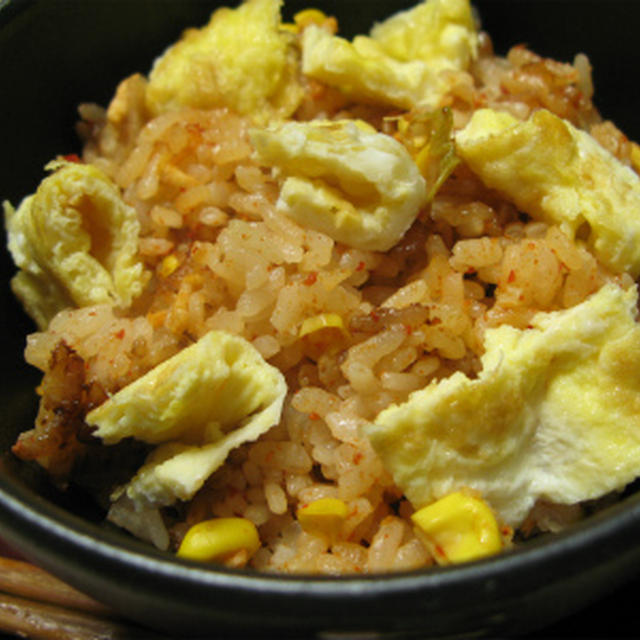 キムチと鶏ミンチの炊き込みご飯（レシピ）
