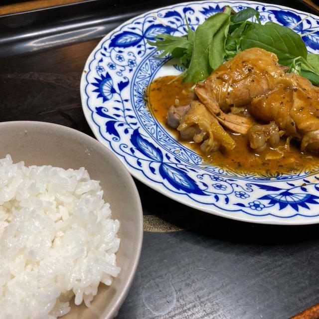 スパイシーカレーチキンレッグ、マカロニグラタン