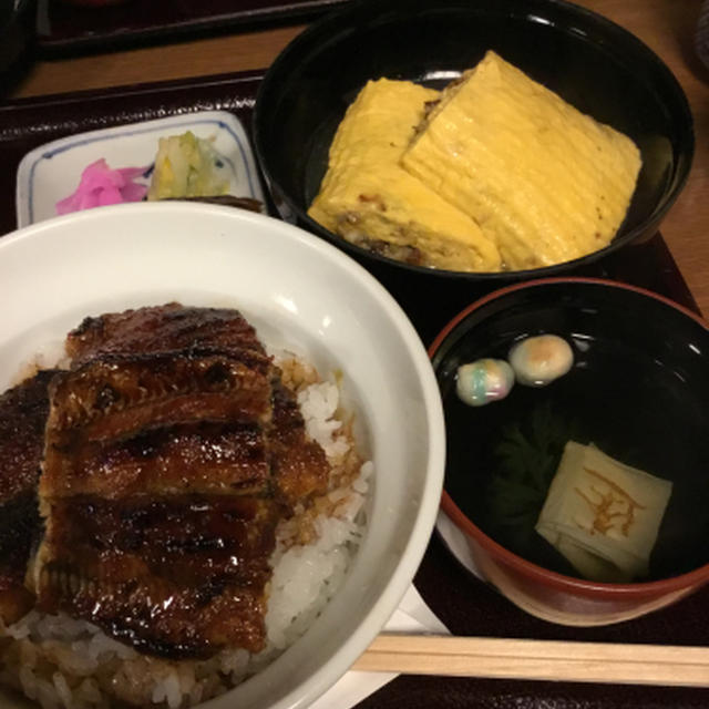 あつた蓬莱軒本店