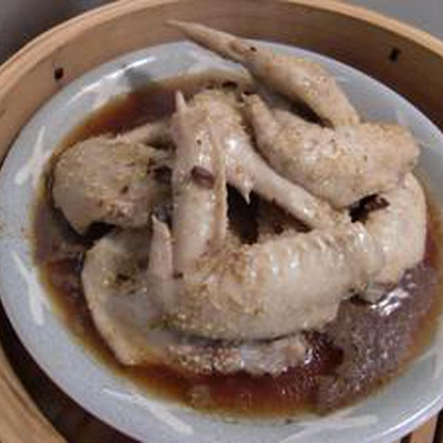 中華スパイスの醍醐味を味わおう！！鶏手羽先の香り醤油蒸し