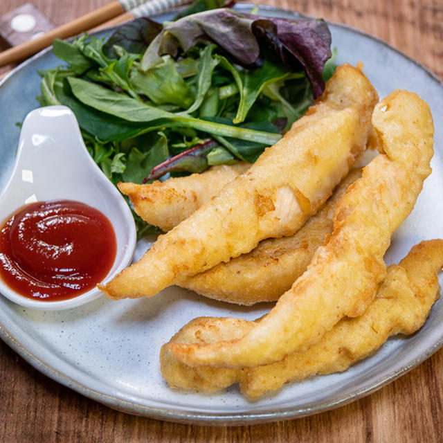 サクサク食感「鶏ささみ肉のカレー風味フリッター」&「お惣菜三昧と娘はバイキング状態」