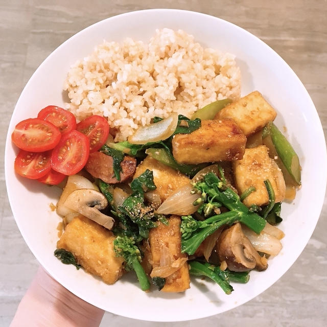 ヴィーガン🌱お豆腐と野菜の炒め物