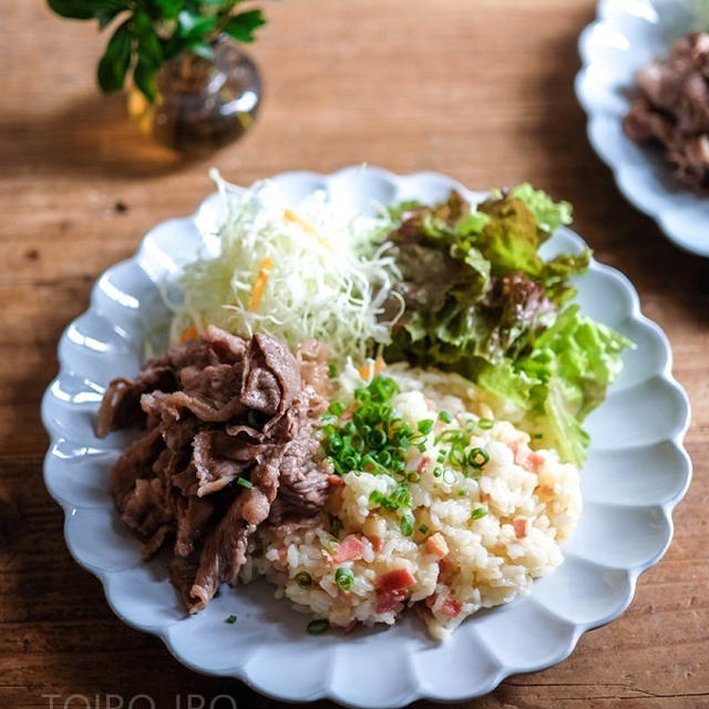 炊飯器で作るガーリックライスでボリューム満点ランチ