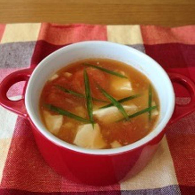 トマトと豆腐のスープ