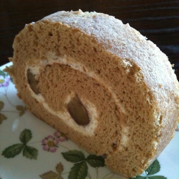 エスカルゴのロールケーキ