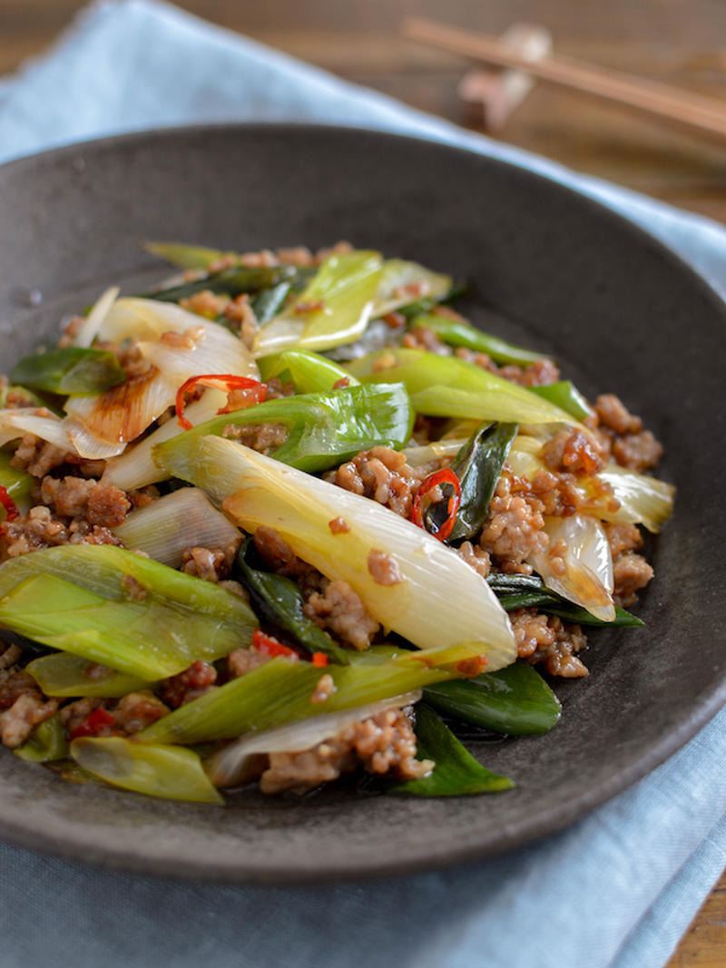 豚ひき肉と長ねぎのポン酢炒め。ご飯が進む！簡単ピリ辛おかず♪【農家のレシピ帳】