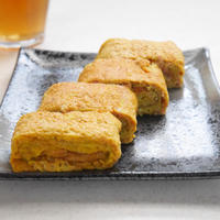 お弁当にぴったり！とろーりチーズのカレー卵焼きレシピ