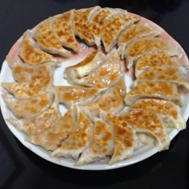 モヤシ餃子