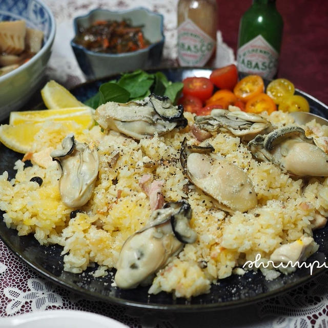炊飯器で牡蠣のパエリアと毛玉？