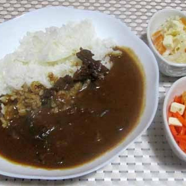 市販のルーでも絶品！牛すじねぎカレー