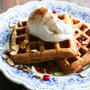Pumpkin Waffles with Pomegranate Seedsざくろとアーモンドのせパンプキンワッフル