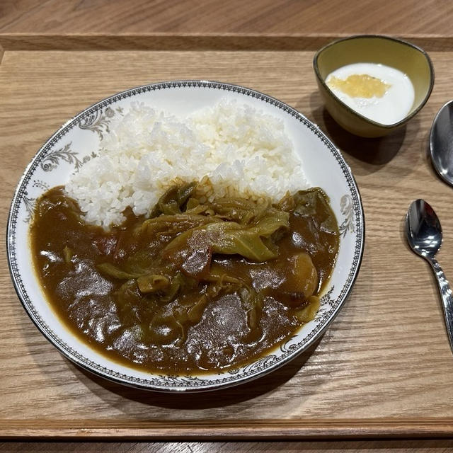 【献立】ポトフリメイクカレー、ヨーグルト
