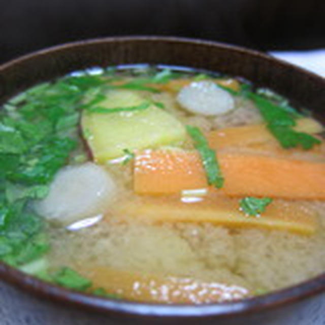 「根野菜の味噌汁」