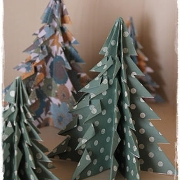 折り紙で作るクリスマスツリー☆