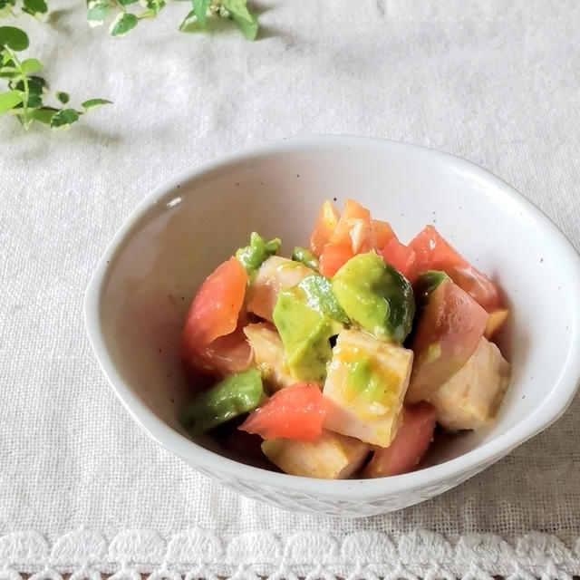 【潤いのある肌に】『トマトとサラダチキンのカレーマリネ』愛媛県産のトマトを使った美肌レシピ