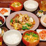 メインはぱぱっと作って、簡単な副菜と夕食献立！　〜あると安心する晩ごはんアイテム〜