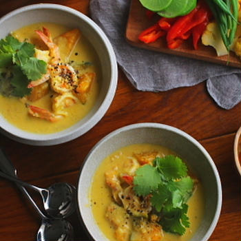 タイ風 海老と南瓜のココナッツミルクスープ