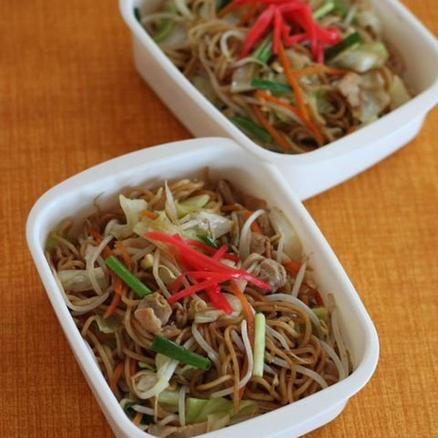 ヤキソバ弁　☆　鮪のからあげ♪
