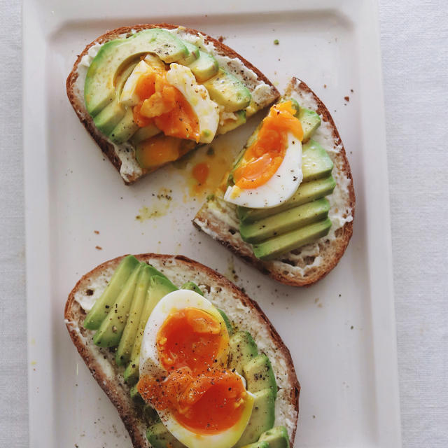 avocado toasts