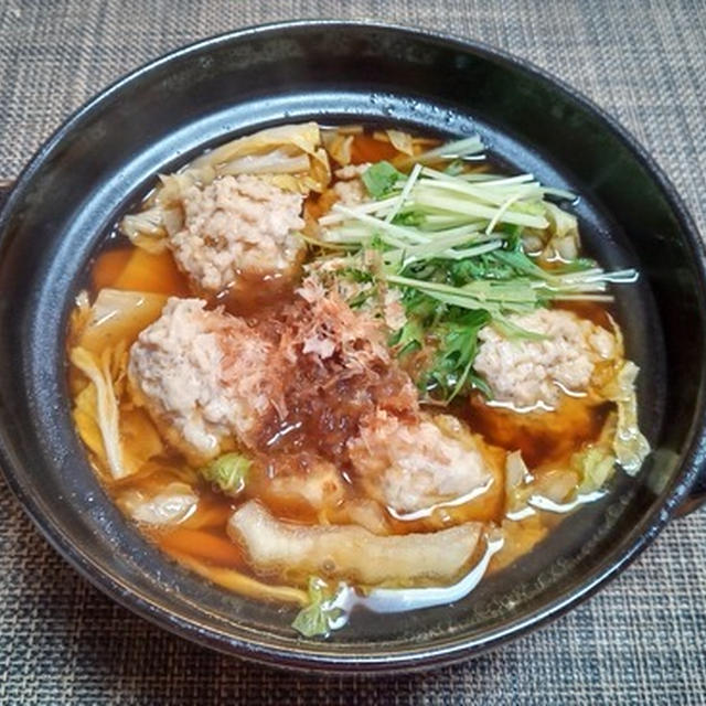 あとのせ鰹節が香る蓮根団子と白菜のあさりの旨味鍋♪☆♪☆♪