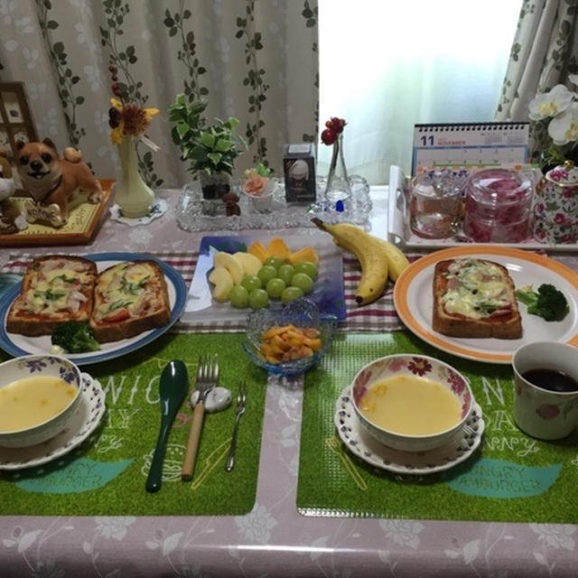 ピザトーストで朝食