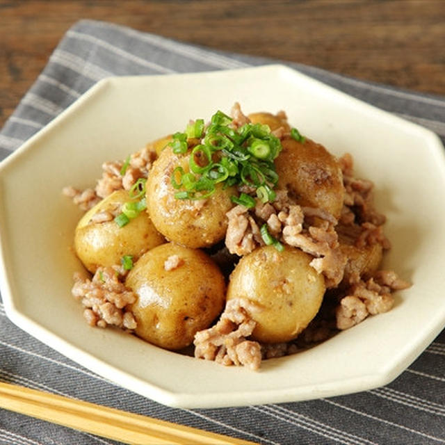 新じゃががおいしい季節! じゃが芋とひき肉の甘みそ炒め※レシピあり