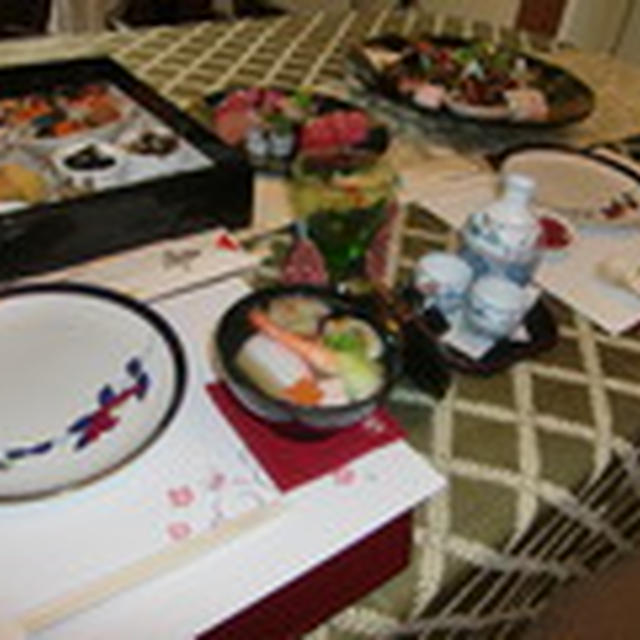 お正月です！おせちです！