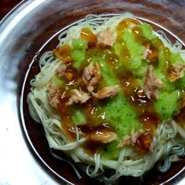 ８月その８　きゅうりとツナのジュレ素麺