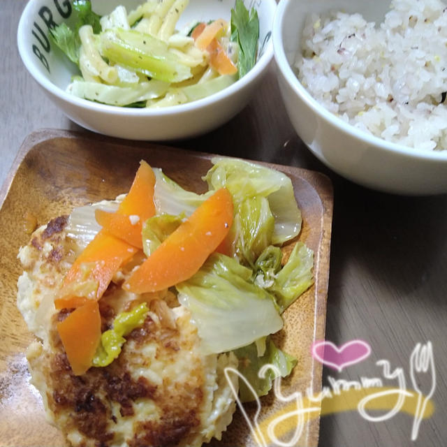 お豆腐で☆ふわっふわの鶏ハンバーグ