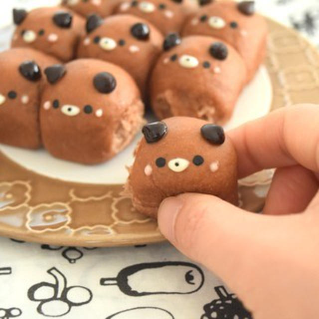 ぷちっと♪ちびくまのチョコちぎりパン。