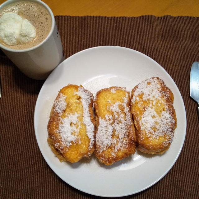 休日の朝ごはん　〜フランスパンでフレンチトースト〜
