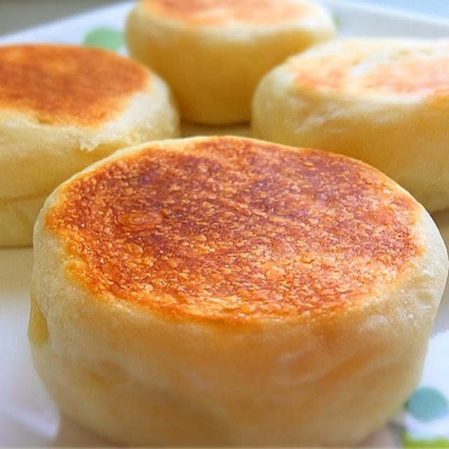 フライパンで作れるおもちみたいな、じゃがいもパン♡お野菜嫌いも好きになるポタージュスープ登場！