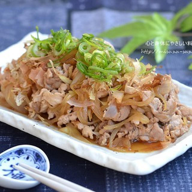 【節約・筋肉レシピ】豚こま切れ肉と玉ねぎのおかか甘辛炒め