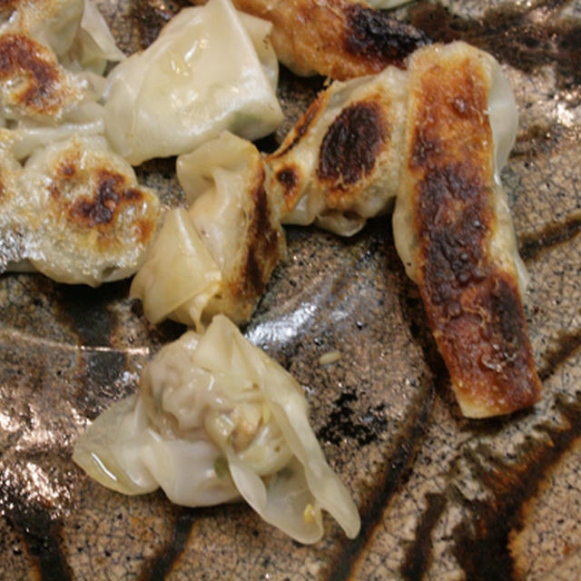 子供たちの手作り餃子／耐火皿を使った餃子の焼き方のコツ