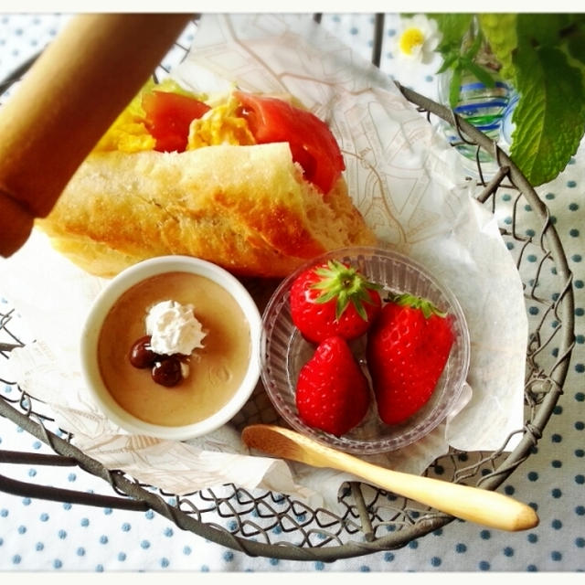 GW気分終了・・・バゲットサンド食べて５月今日から走りまっせε≡≡ﾍ(*´ε`*)ﾍ