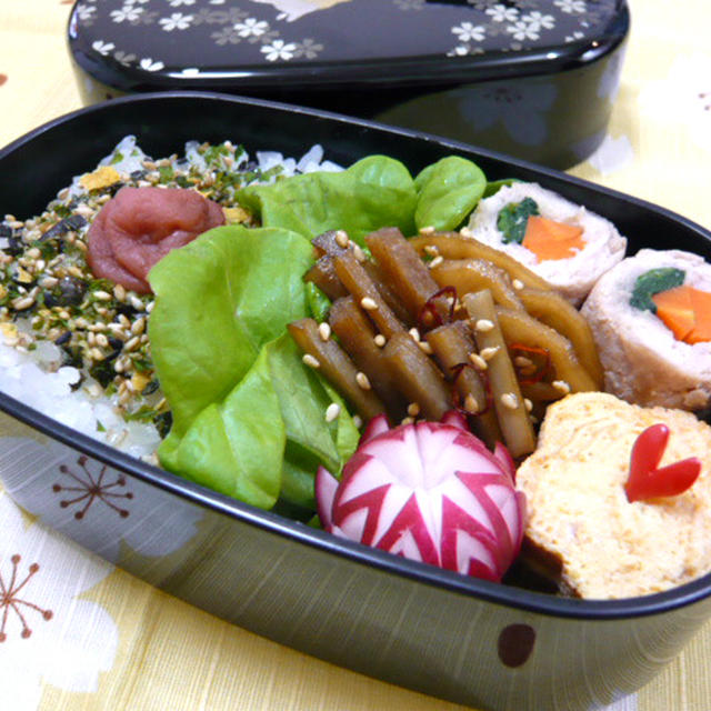 飛び子入り出汁巻き玉子のお弁当☆+゜