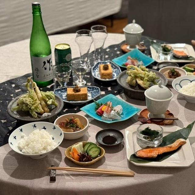 焼鮭と青のりのお茶漬けを食べるための和食の夜ごはん