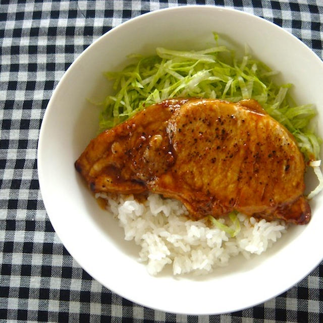 男の豚照り焼き丼！