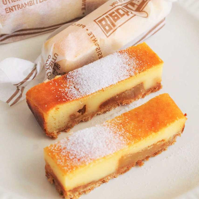 林檎のキャラメリゼ入りスティックチーズケーキ