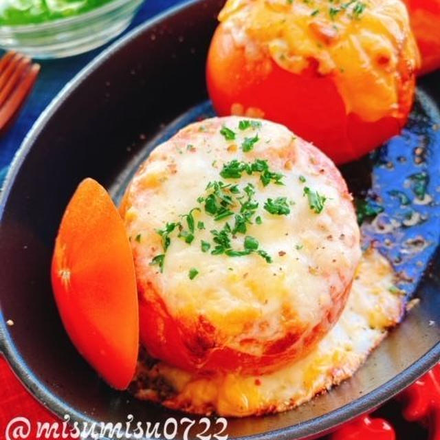 トマトカップのツナグラタン(動画レシピ)/Tomato cup gratin with Tuna and Egg.