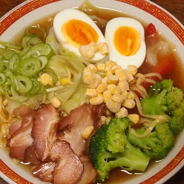 野菜たっぷり味噌ラーメン