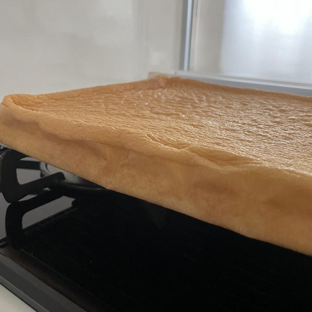 ふかふかロールケーキ生地♡娘と一緒にロールケーキ作りました♡