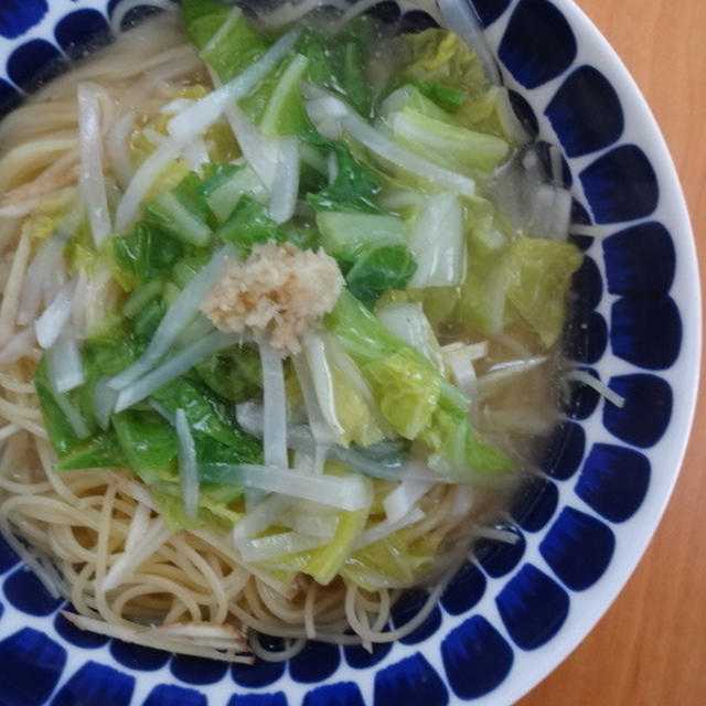 風邪ひきさんに味噌パウダーで作る♪生姜パスタ♪