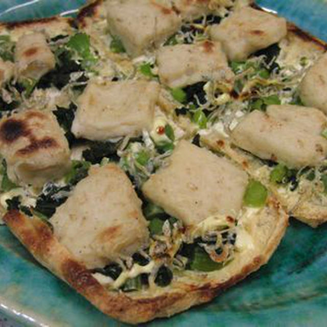 エンボカ風♪　野沢菜とごま豆腐の油揚げピザ