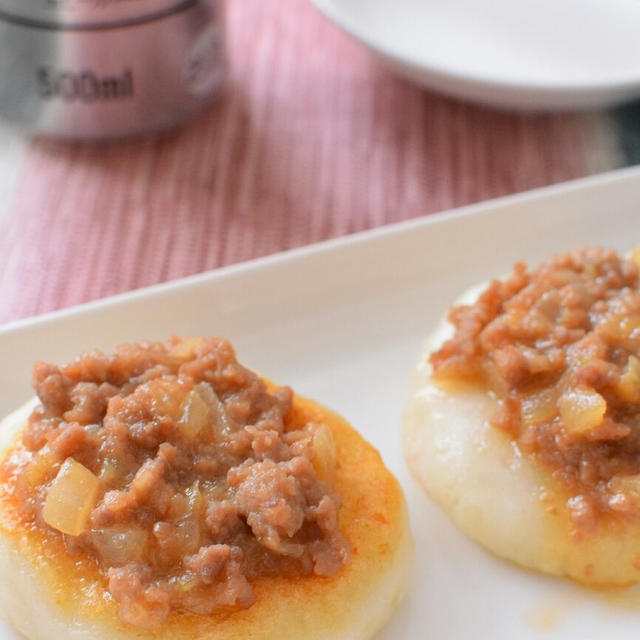 お酒にぴったり！じゃがいもの肉味噌のせのレシピ