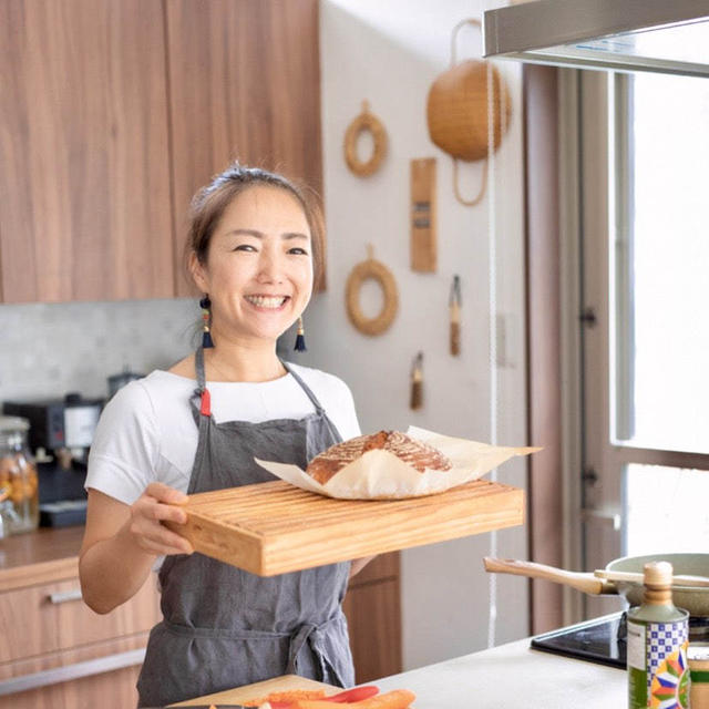 2月になったら寒さもあと少し？！家で仕事をしながら、運動不足とパンの試食のし過ぎを気...