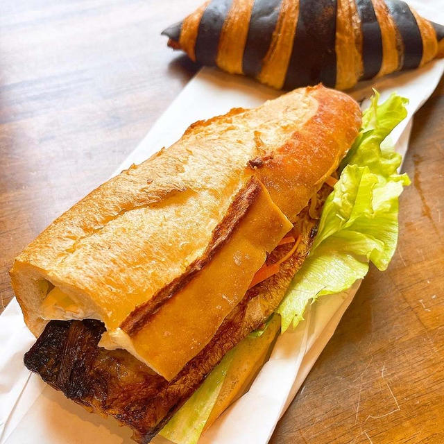 サバサンド弁当です！！